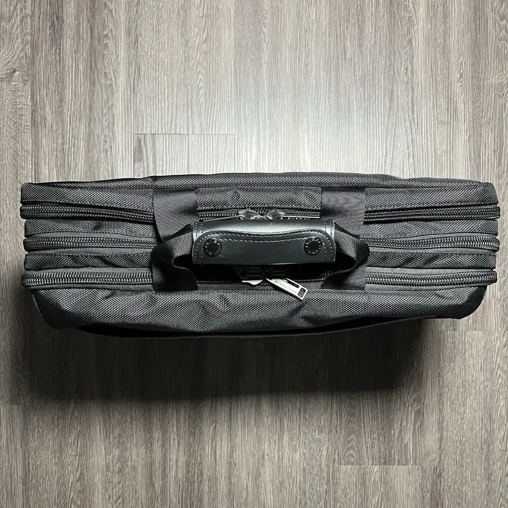 Everki Versa Premium Briefcase 17.3